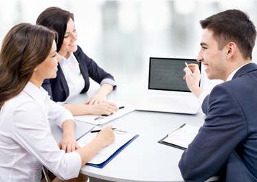 Equipe de atendimento da corretora